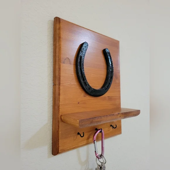 Rustic Horseshoe Wall Key Hook - Picture 2 of 3